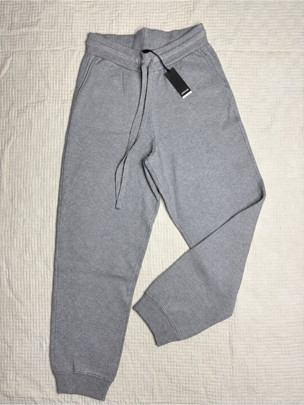 Monrow Light Gray women’s Sweatpants with Drawstring